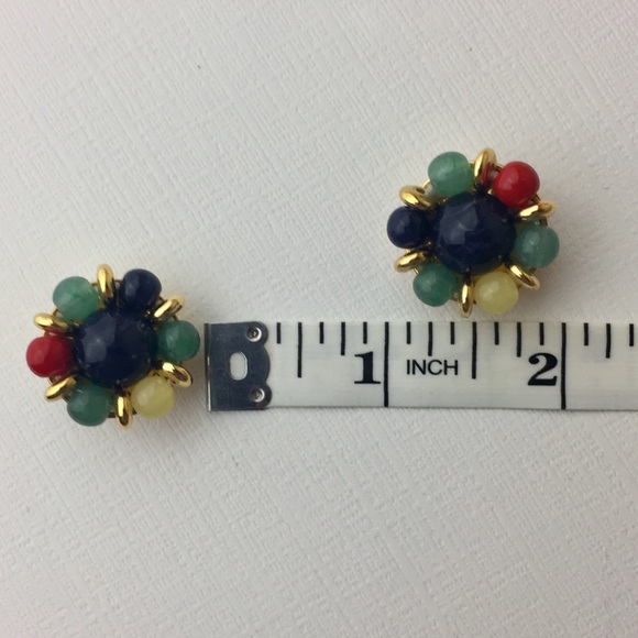 Classy Liz Claiborne Beaded Clip On Earrings - Picture 8 of 8
